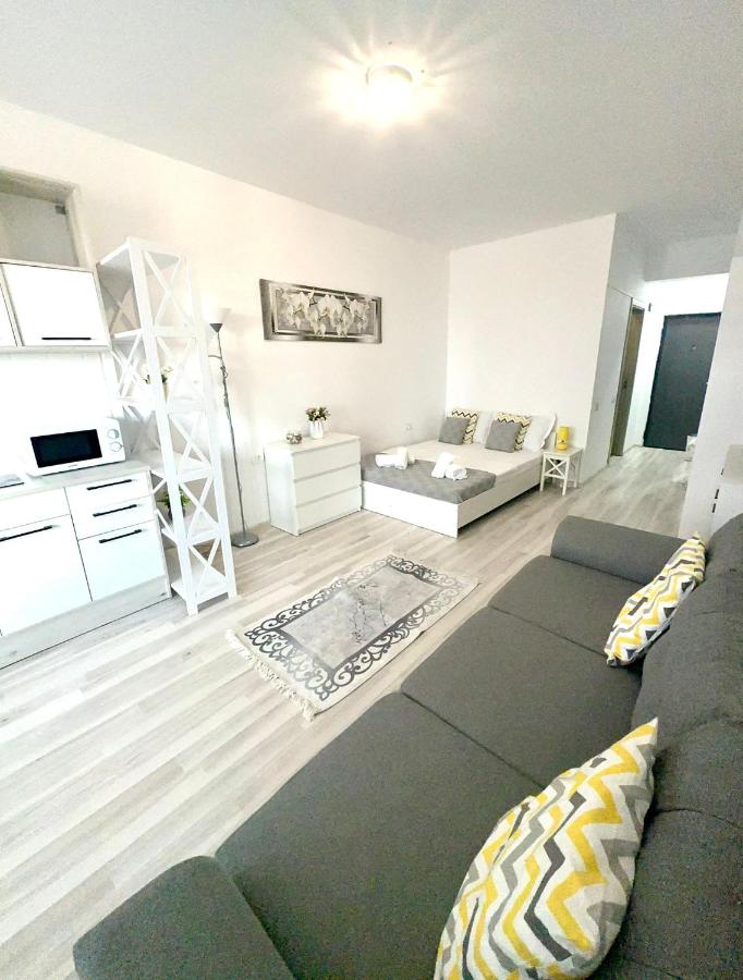 Monolocale (4 Adulti)