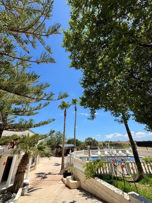 Villa con piscina privada - Bed and Breakfast