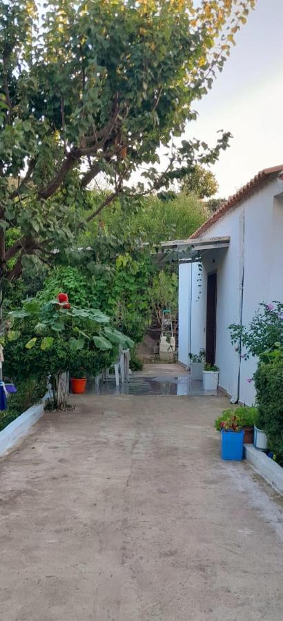 casa indipendente vicino al mare - Chambres d’hôtes Orikum