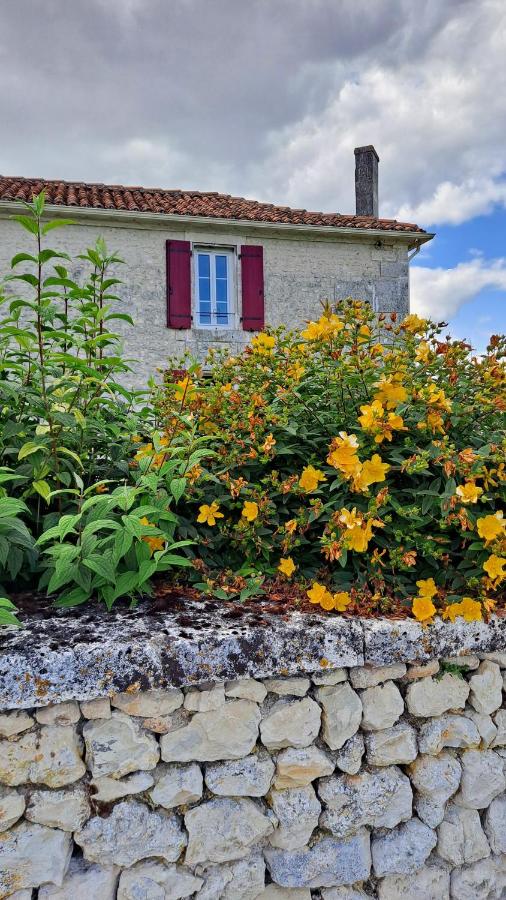 Chambre à la campagne - B&B Bécheresse