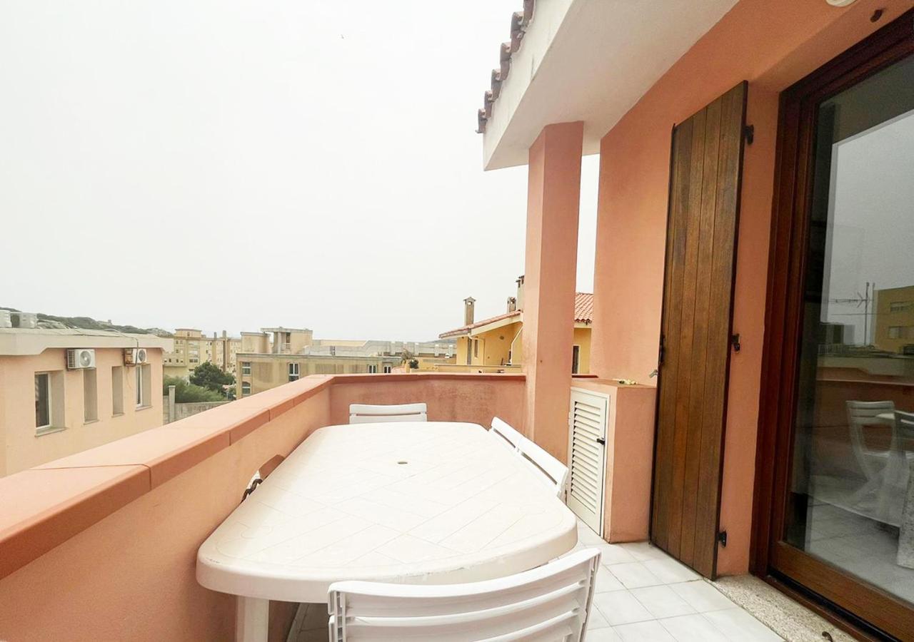 LaureLiving Holiday Home Residenza Eleonora - B&B La Maddalena