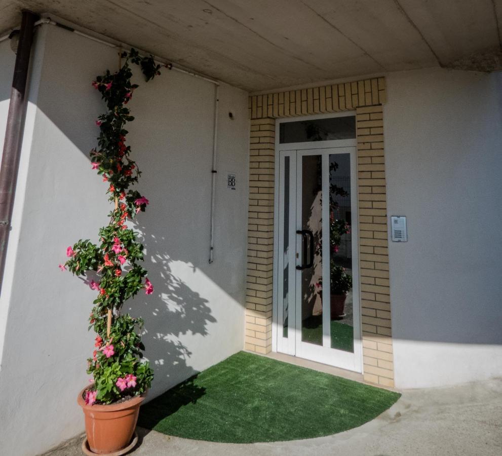 B&B "LE LUCI" SUPER CAMERA IN ATTICO interno 3 rose rosse - Ferienwohnung Vasto