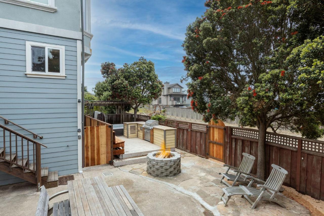 1 block to beach, Private Hot Tub, Fire Pit and BBQ - B&B El Granada