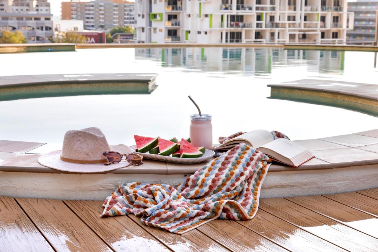 '18th in the Clouds' CBD Resort Living with Pool - Ferienwohnung Darwin
