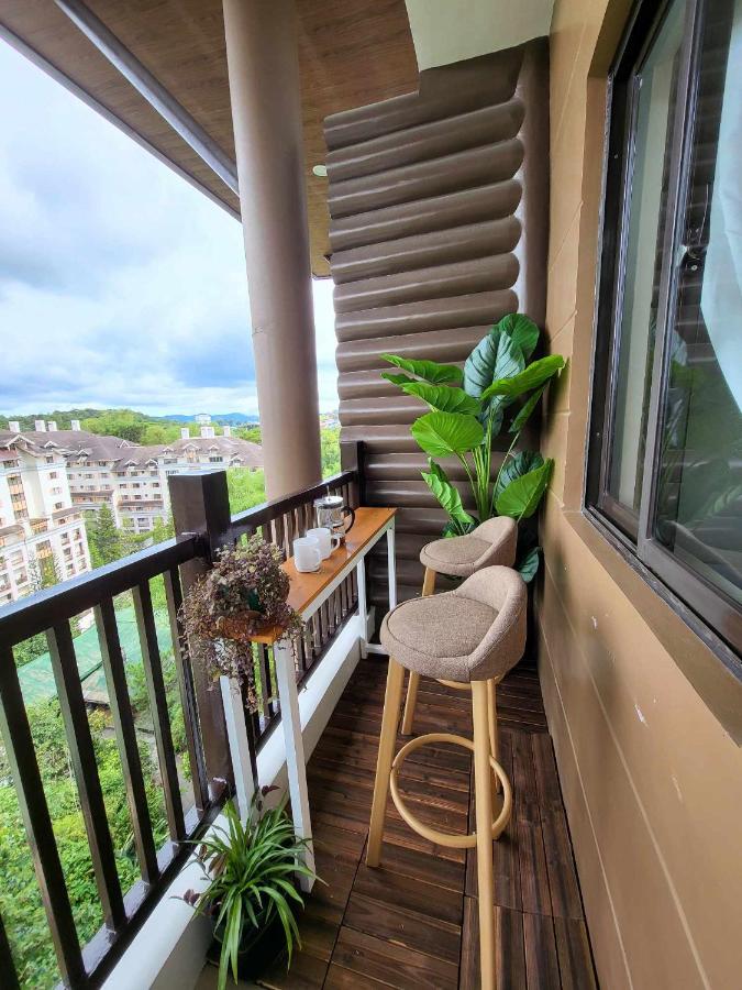 My Cozy Home in Brenthill with Balcony - B&B