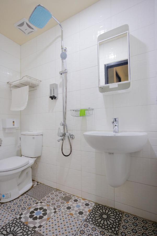 Single Room with Private External Bathroom