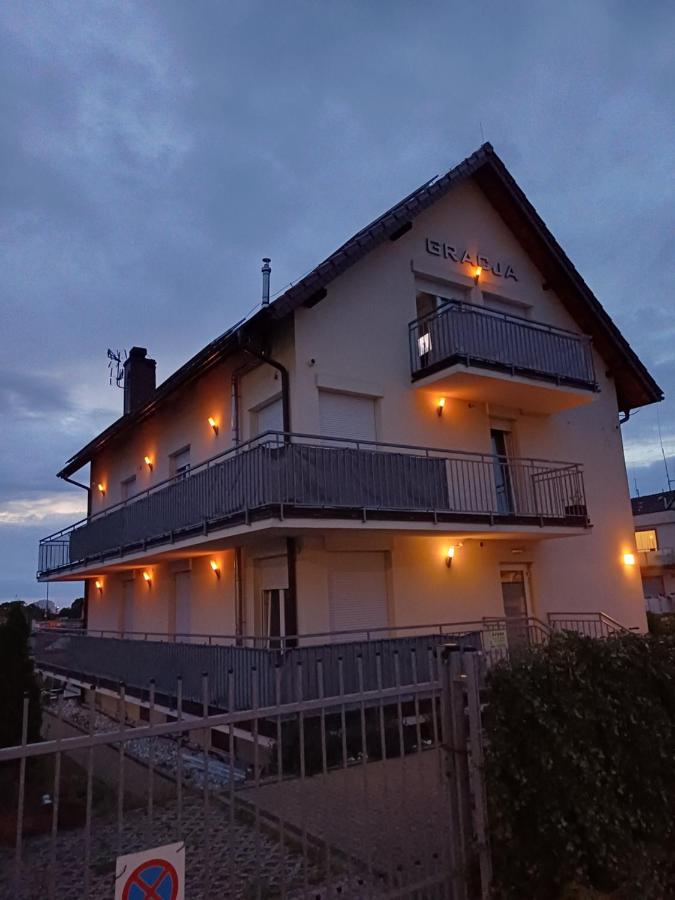 Apartamenty i Pokoje Gracja - Ferienwohnung Misdroy