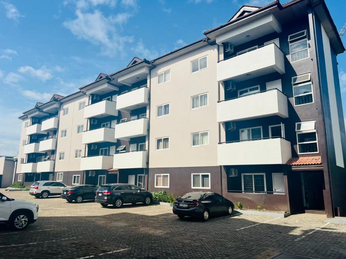Hovah Luxury's 2BR Apt, Clifton Court, Shiashie - B&B Accra