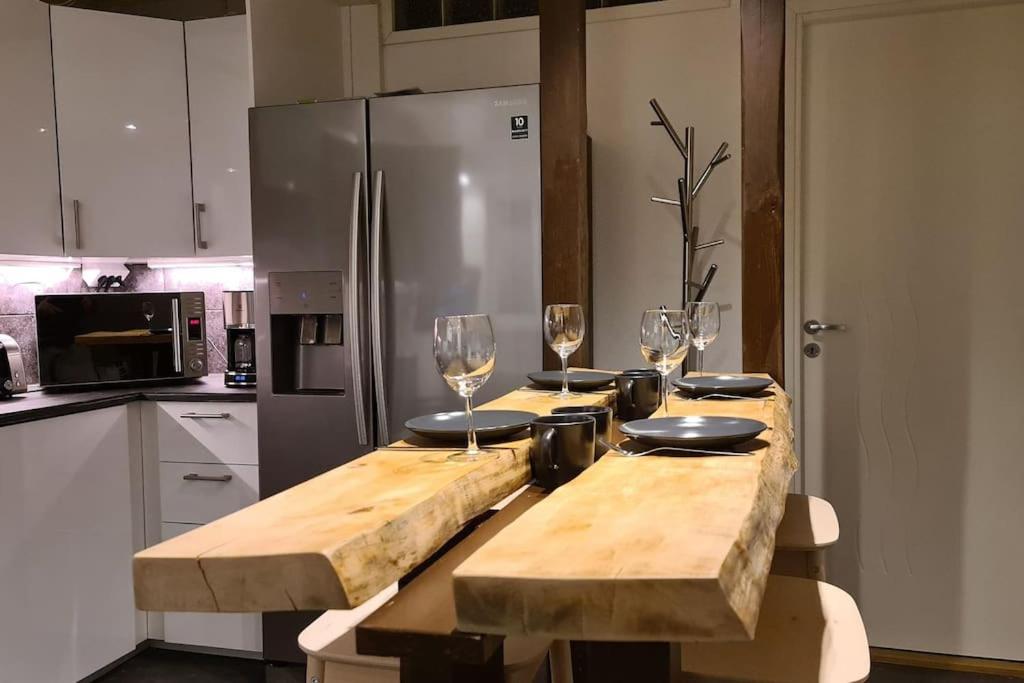 Helmi lähellä keskustaa, remontoitu 2022 - Chambres d’hôtes Kotka