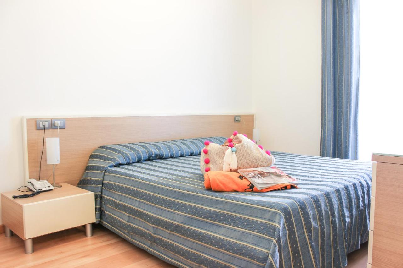 One-Bedroom Apartment with Balcony (3 Adults)