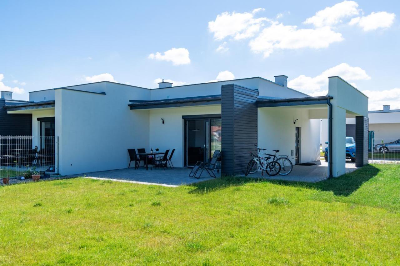 Struga Park Apartament Morski - B&B Przewłoka