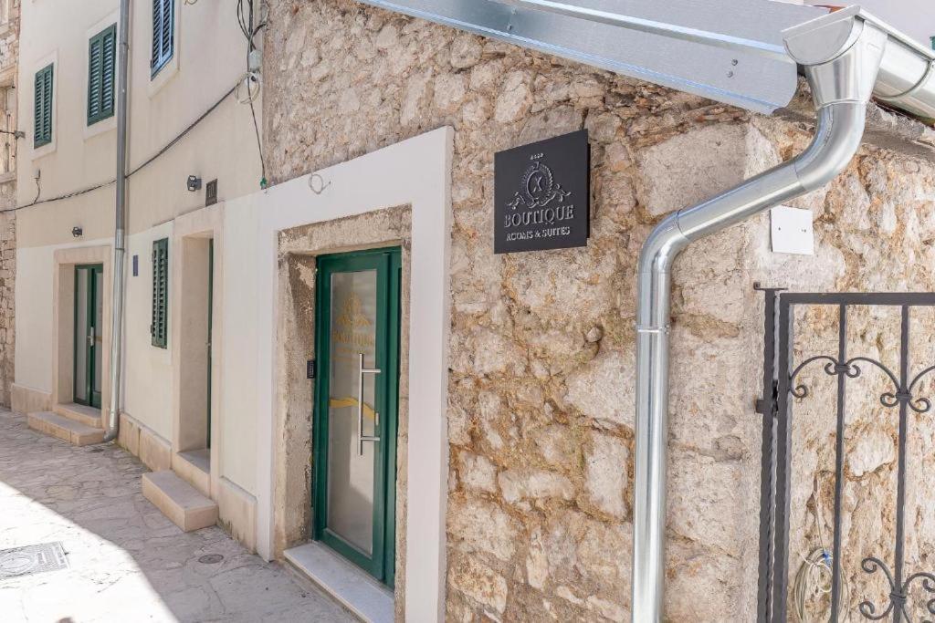 X Boutique Marinac Studio Apartments & Rooms - Chambres d’hôtes Sibenik