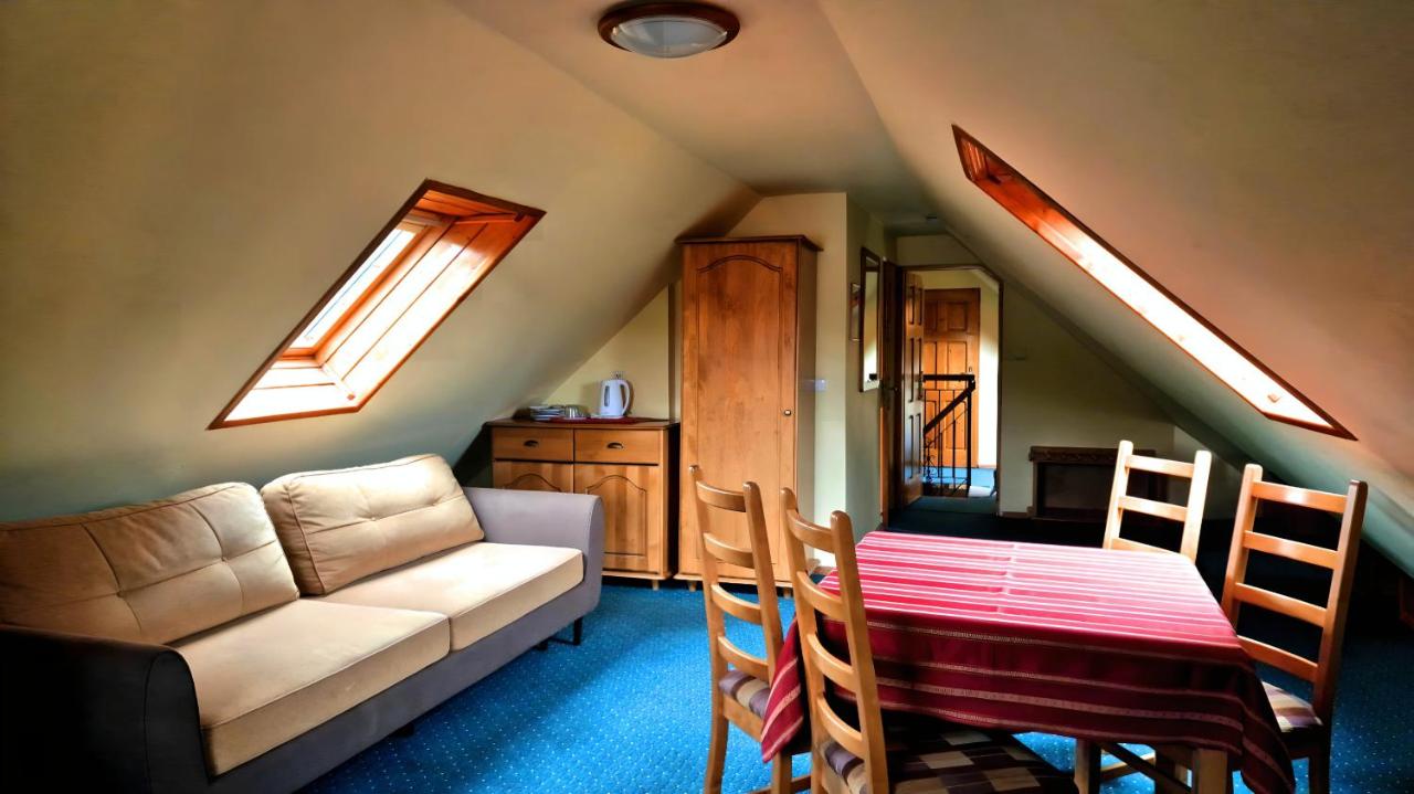 Large Twin Room