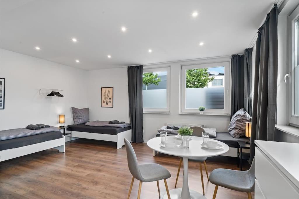 RO01 Schickes 1-Zimmer Apartment - Ferienwohnung Darmstadt