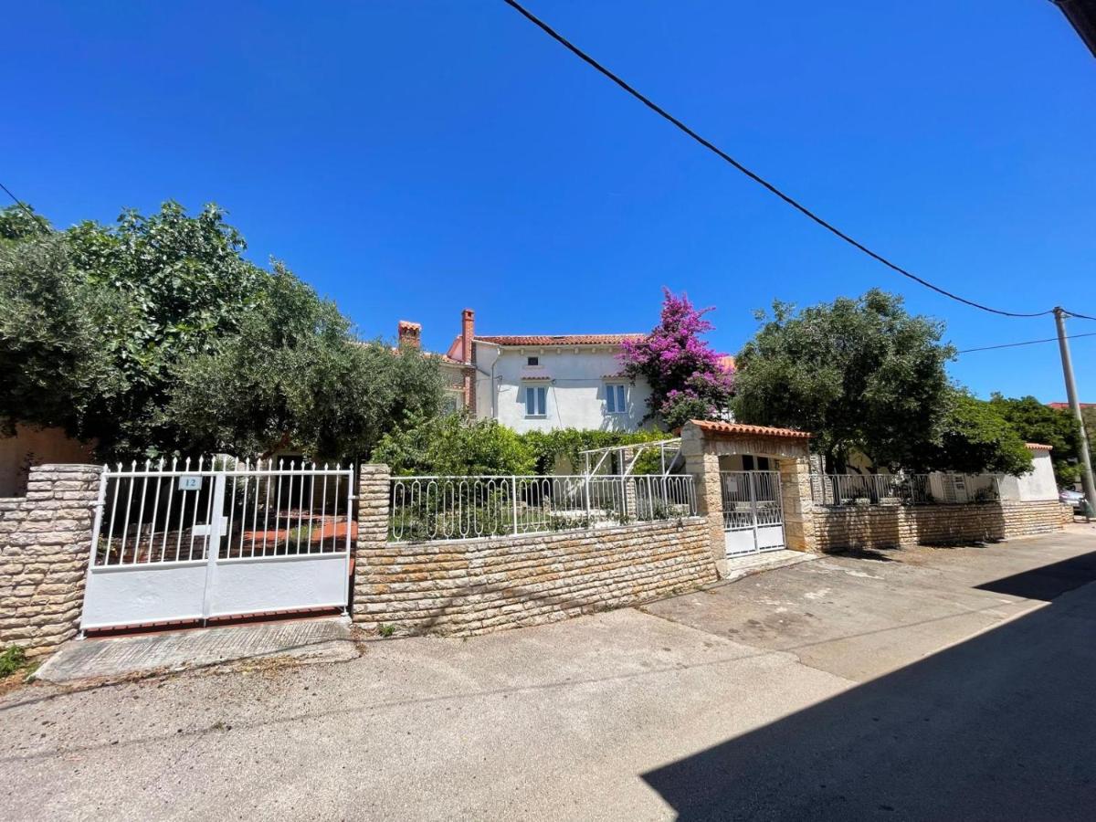 VILLA GIULIA - B&B Ližnjan