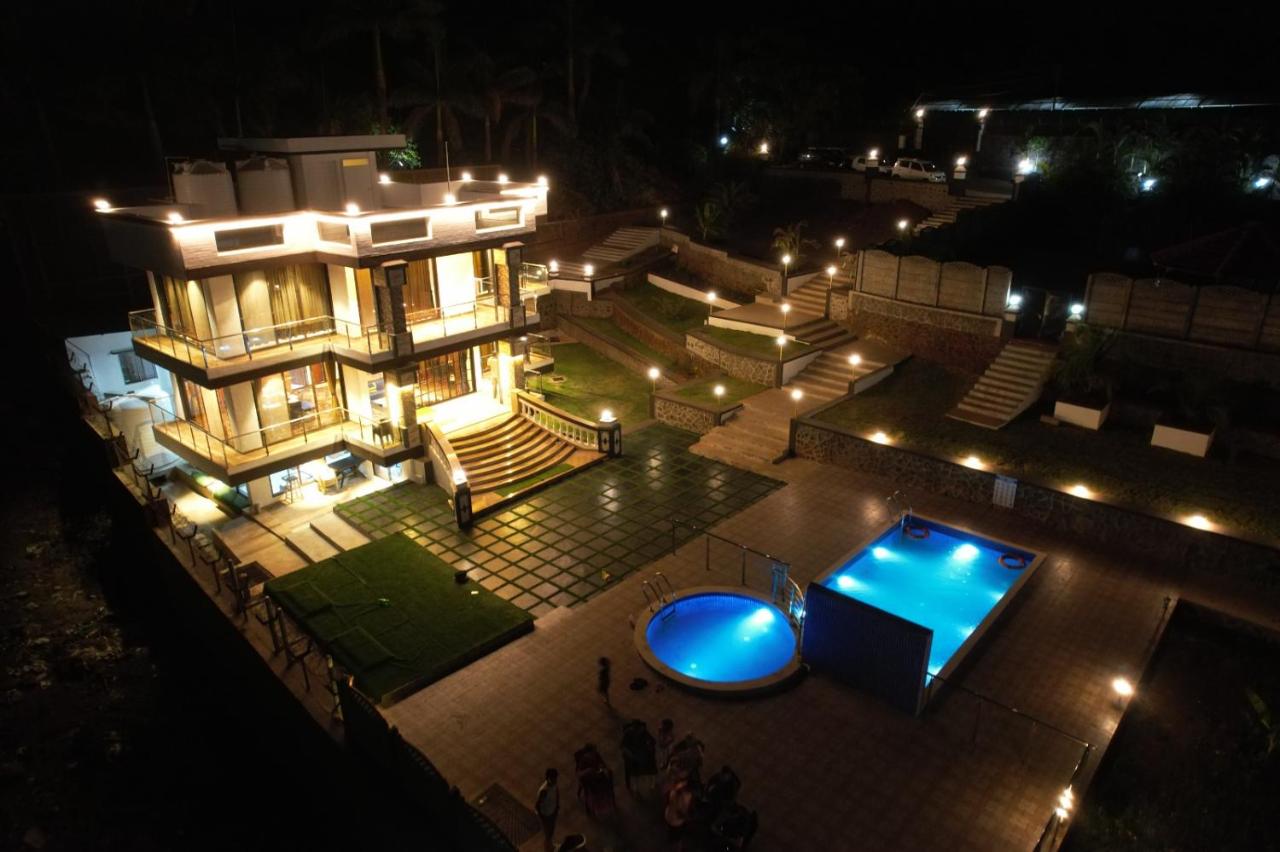 Mountain View 5BHK Villa by Stay Bay - Chambres d’hôtes