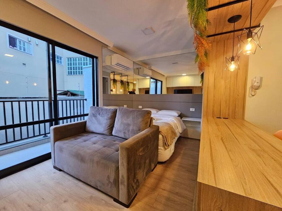 Studio Moderno com sacada Ap 25 Soho Life - Ferienwohnung Curitiba