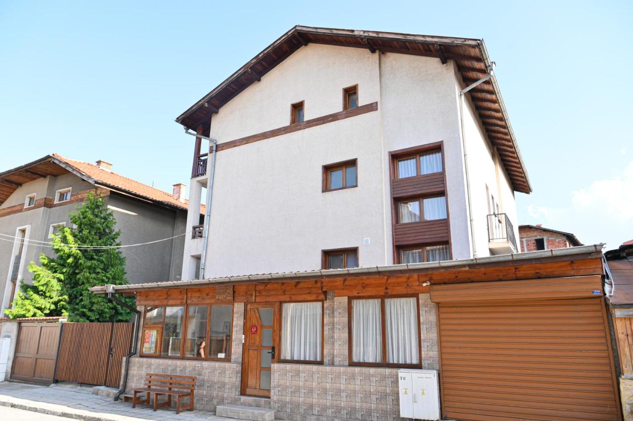 Guest House 7 - B&B