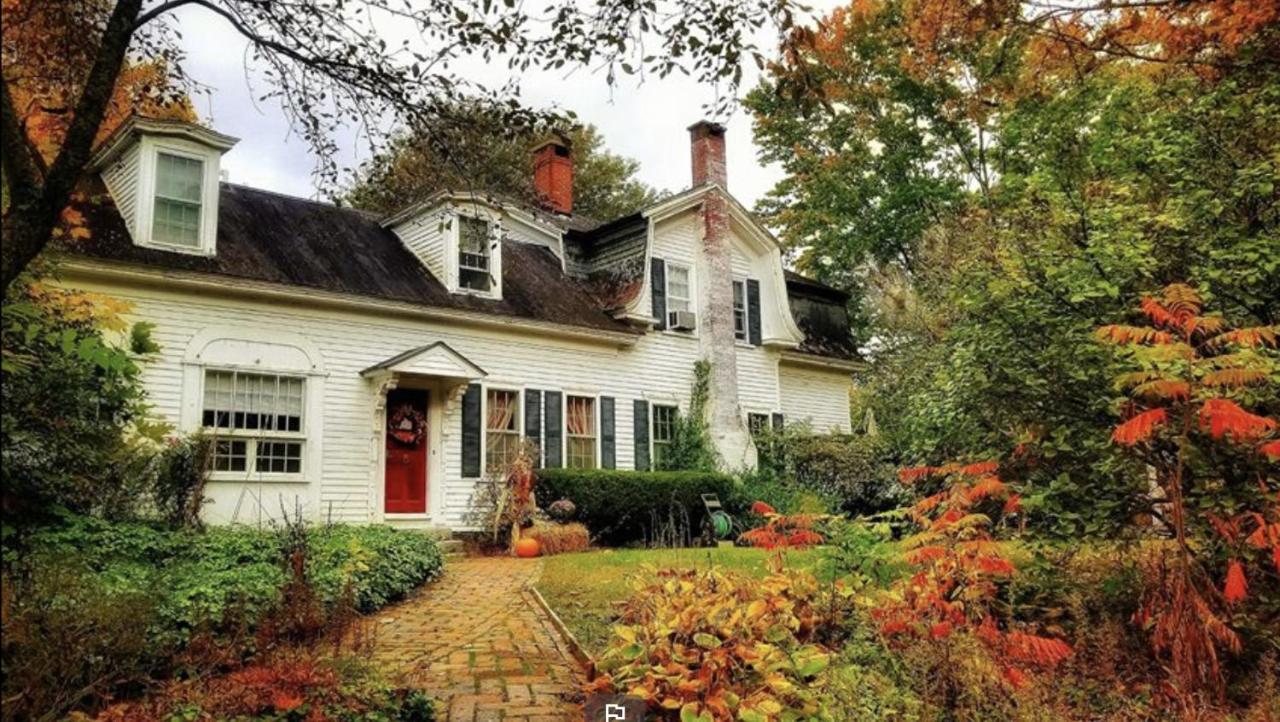 Admiral Peary Inn - Bed and Breakfast