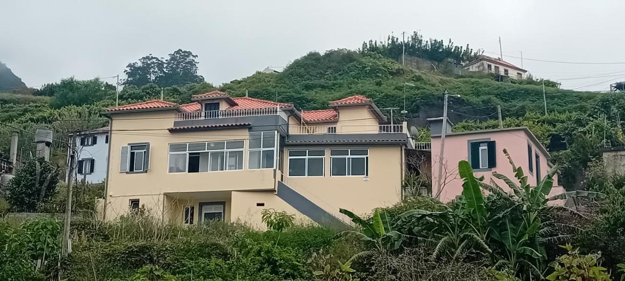 Vitorio's Guesthouse - B&B