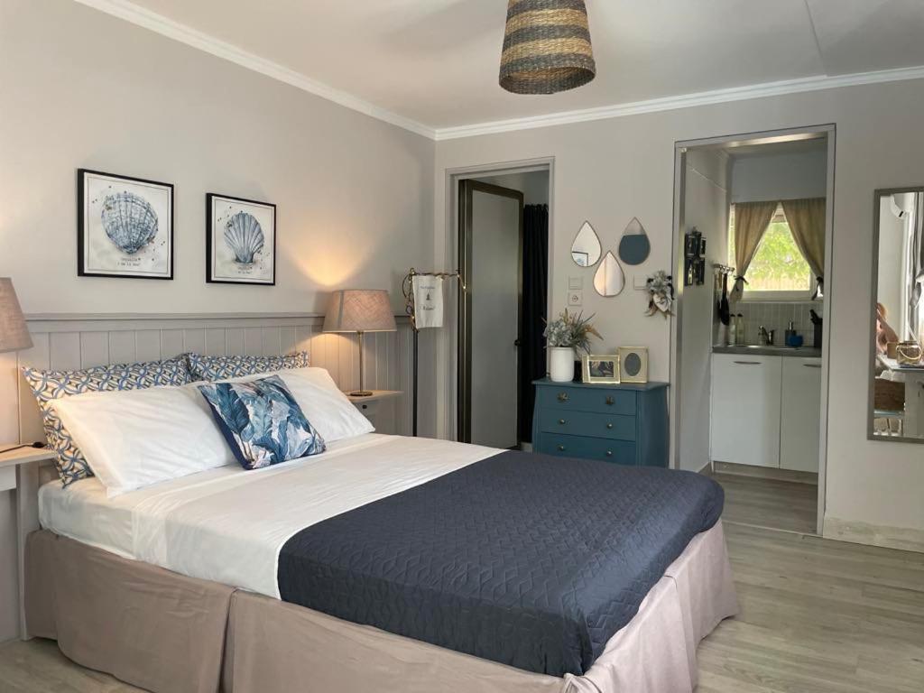 One-Bedroom House