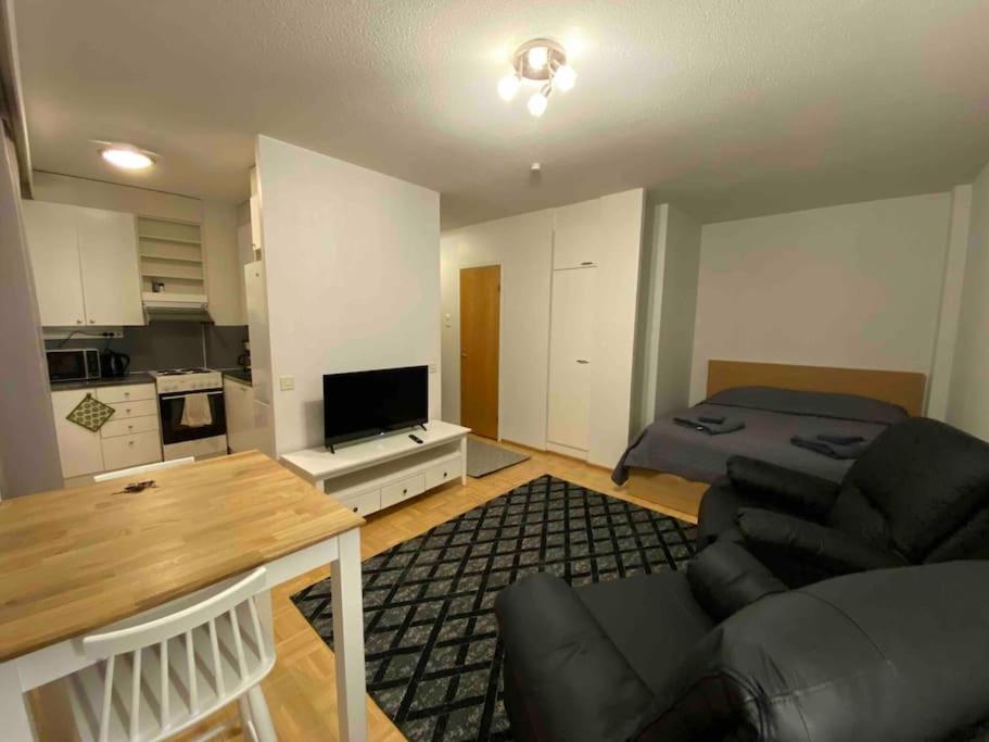 Saunallinen yksiö keskustassa - B&B