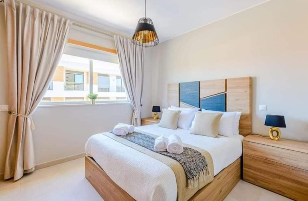 Laylas Place - Chambres d'hôtes Quarteira