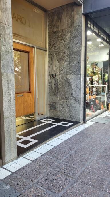Peatonal Sarmiento - B&B Mendoza