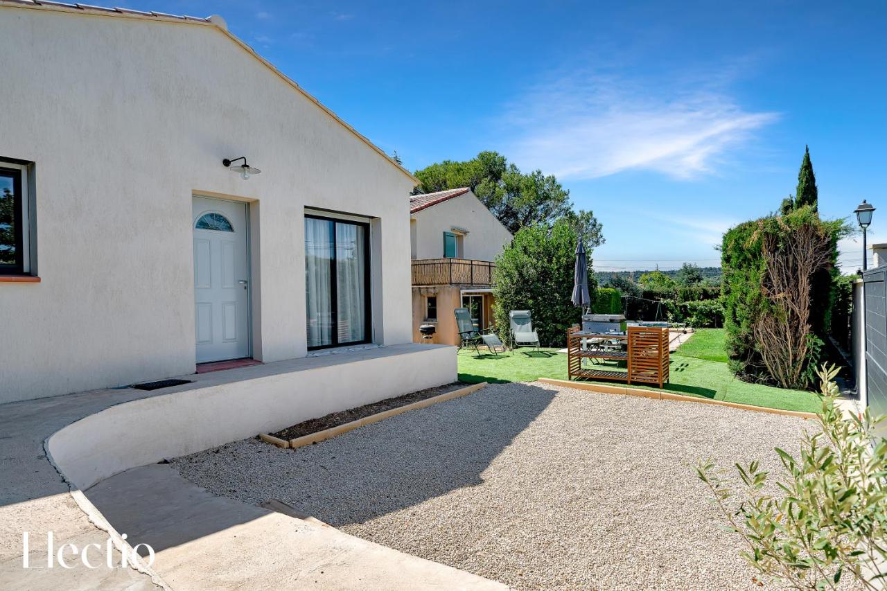 Villa Oliveda - Piscine & Salon Cinéma - B&B Lourmarin