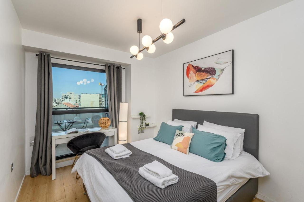 Apartamento con balcón