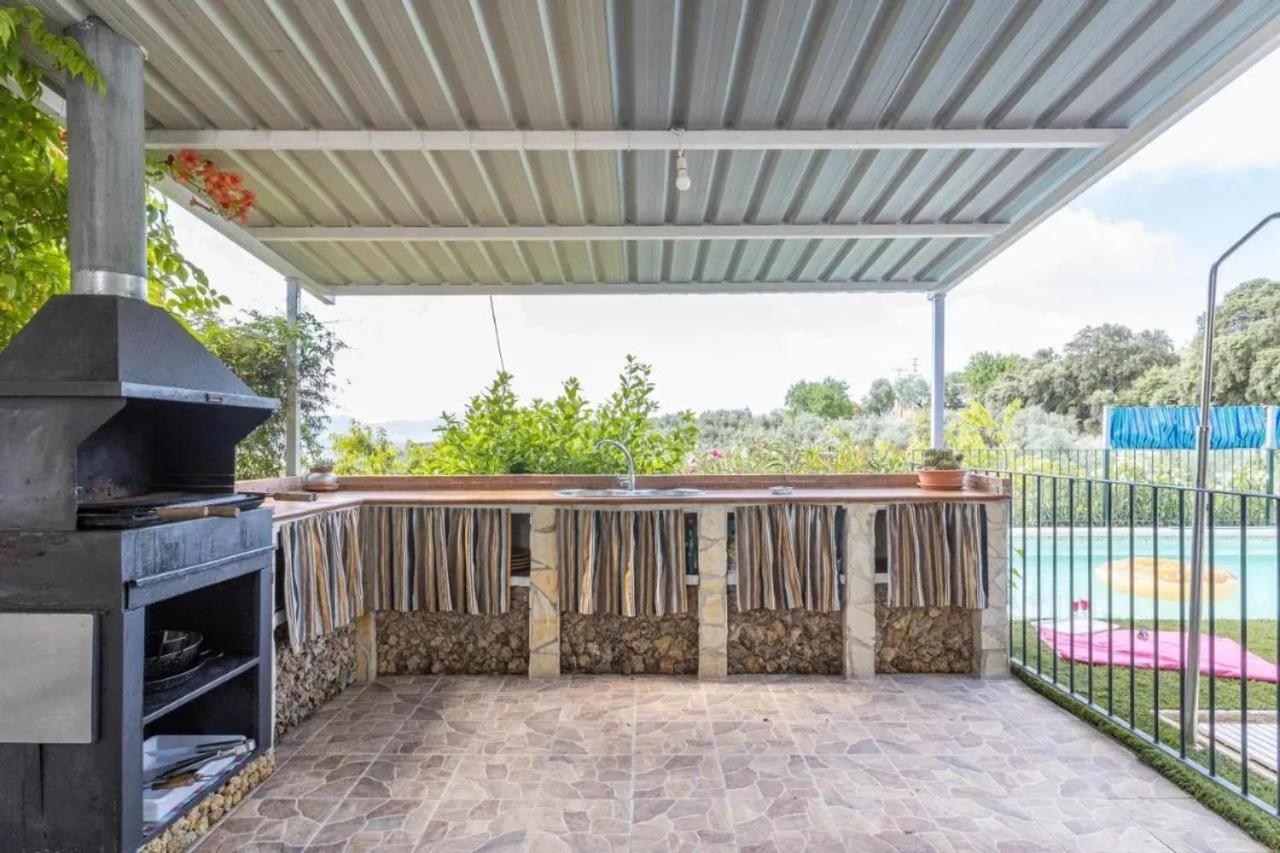 Spacious villa with mountain view in Archidona, private pool - Chambres d’hôtes
