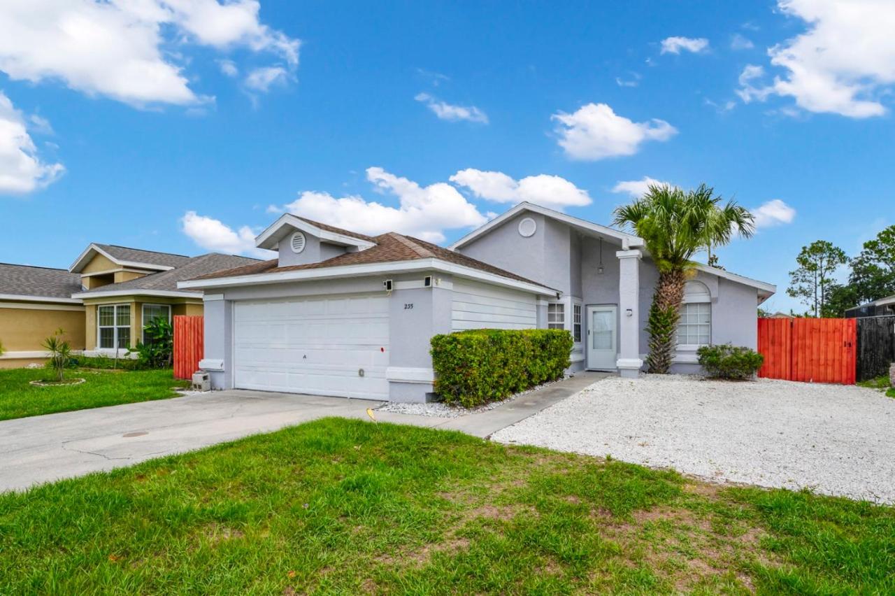 2 Bedroom 2 Bath, Private Pool, 18 minutes to Universal Studios and Orlando Airport - Chambres d’hôtes