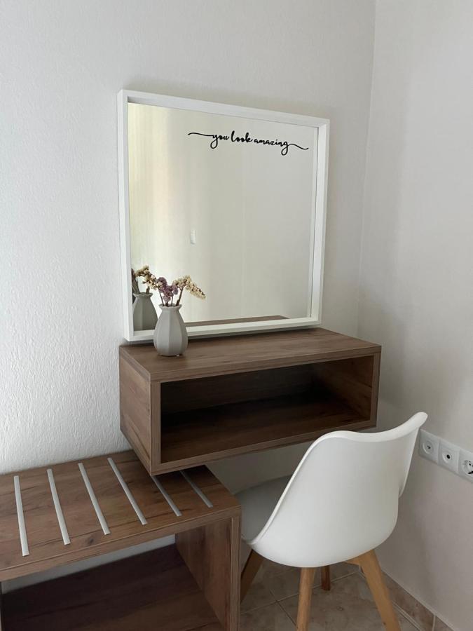Tilemaxos Apartment - B&B Ierissos