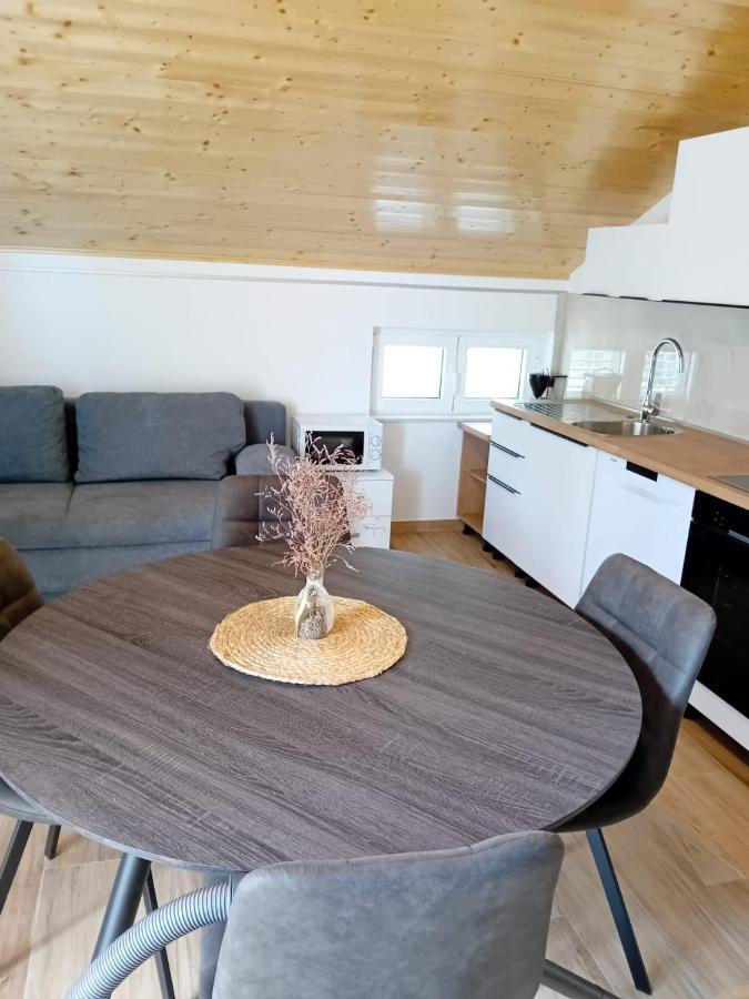 Apartment Mrkić - Ferienwohnung Biograd na Moru