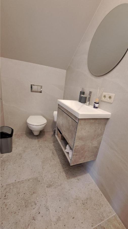 Camera Matrimoniale/Doppia con Letti Singoli con Bagno Privato