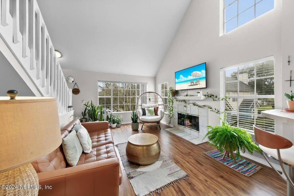 Condo near Jax and Atlantic Beaches - B&B