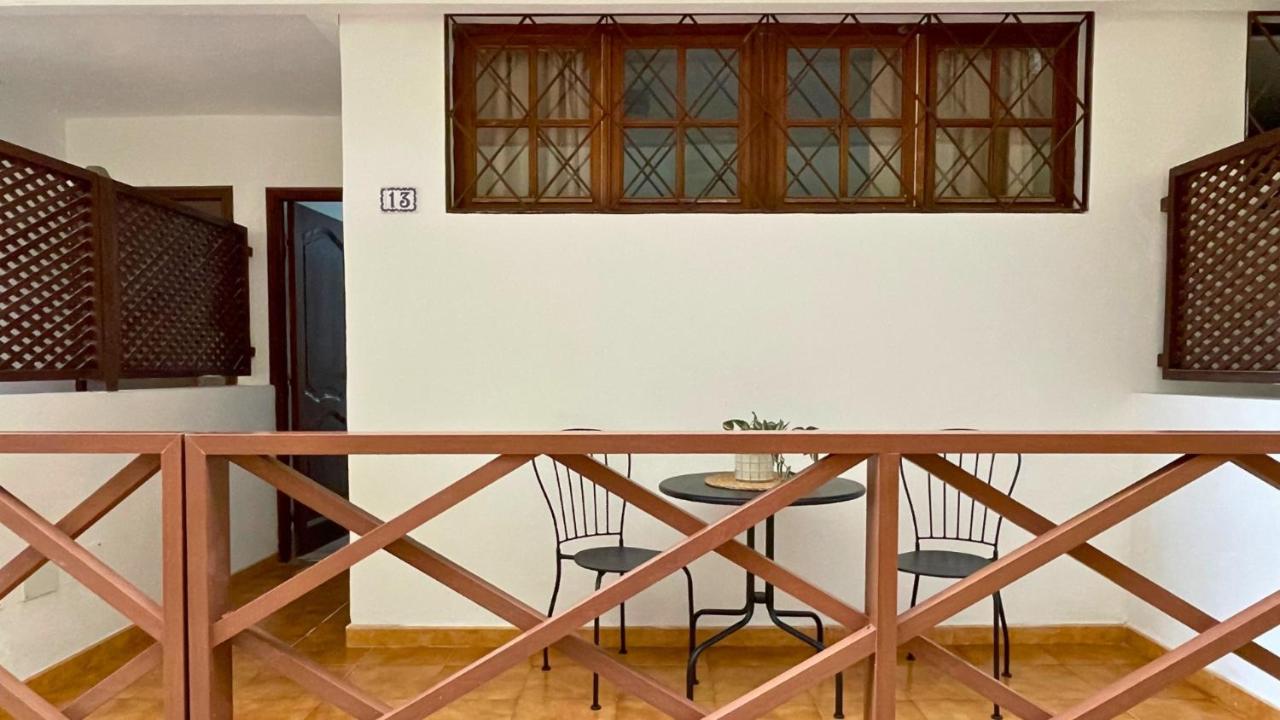 MarketHome Neptuno Beach Front 1BDR Apartment - Bed and Breakfast Puerto de Santiago