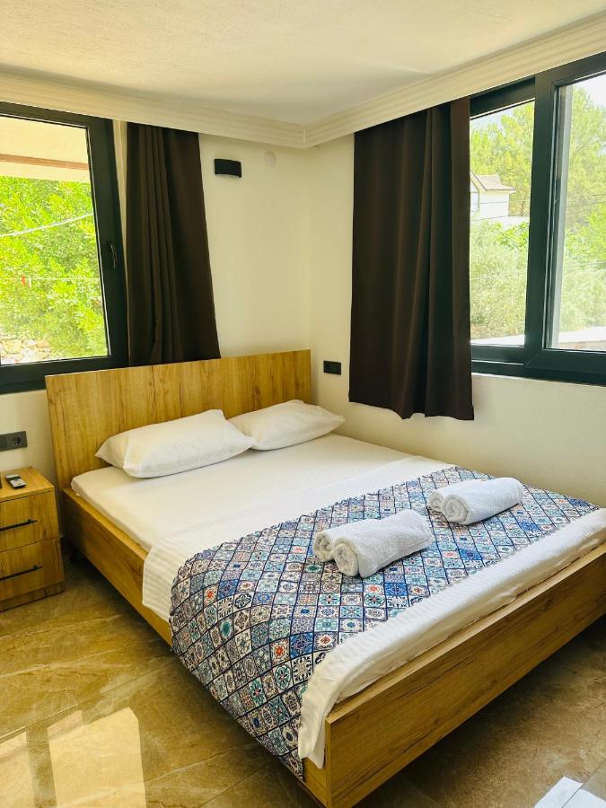 Deluxe Dreibettzimmer