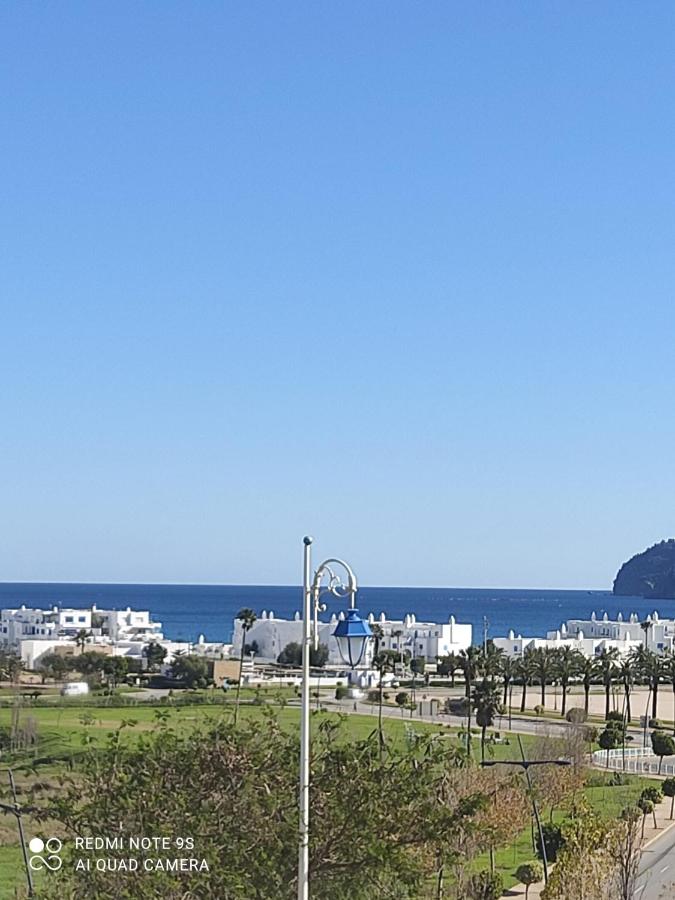 Magnifique villa avec vue sur mer et montagne - Ferienwohnung Mdiq