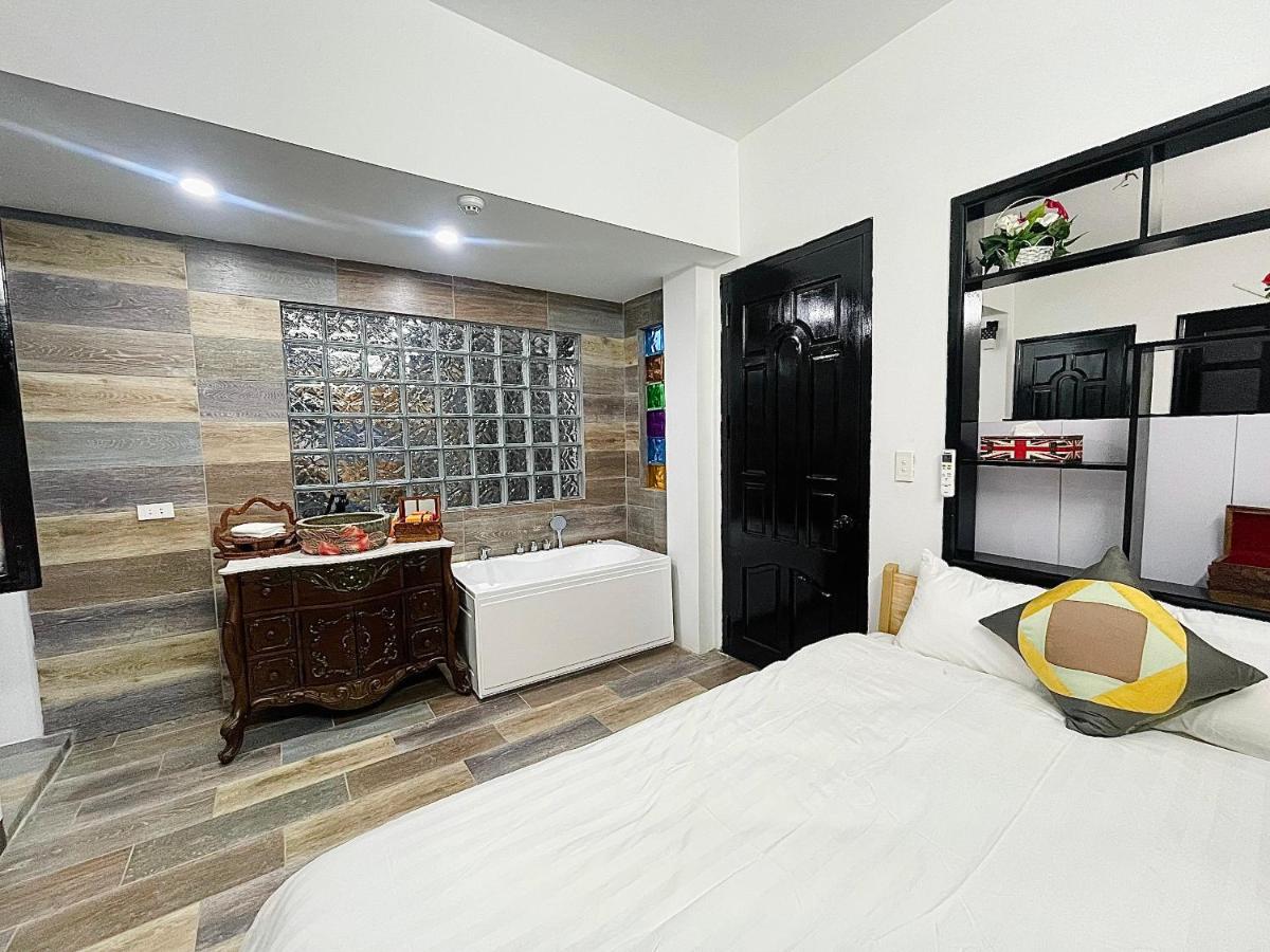 Bumbo Apartment - B&B Hanói