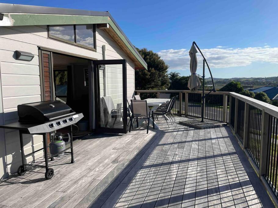 Mangawhai Heads Paradise - Bed and Breakfast