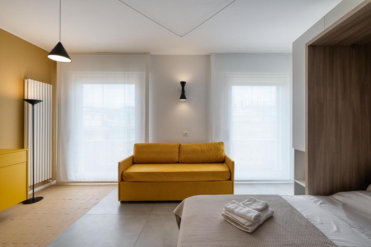 Studio-Apartment mit Balkon