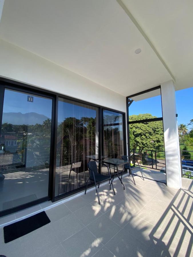 Deluxe Double or Twin Room with Mountain View