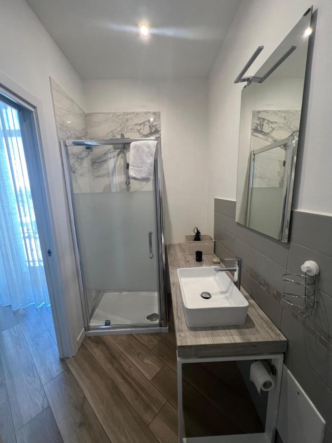 Dreibettzimmer mit Balkon