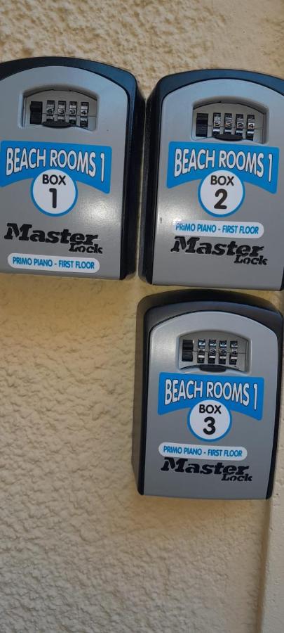Beach Rooms 1 Self Check-in - B&B