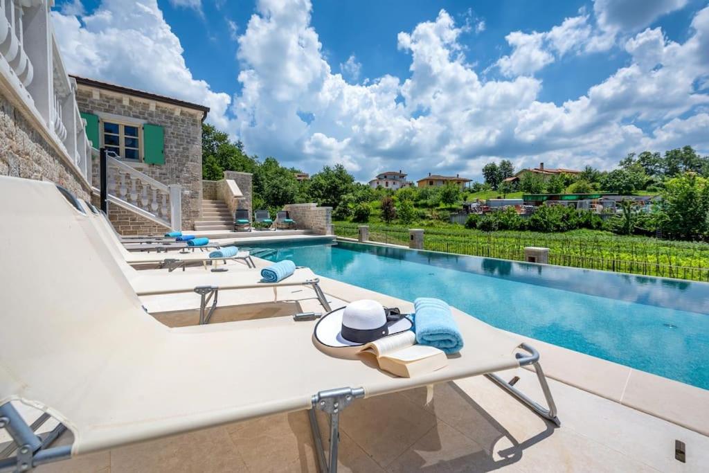 Villa Valffiorita by Briskva - B&B Pazin