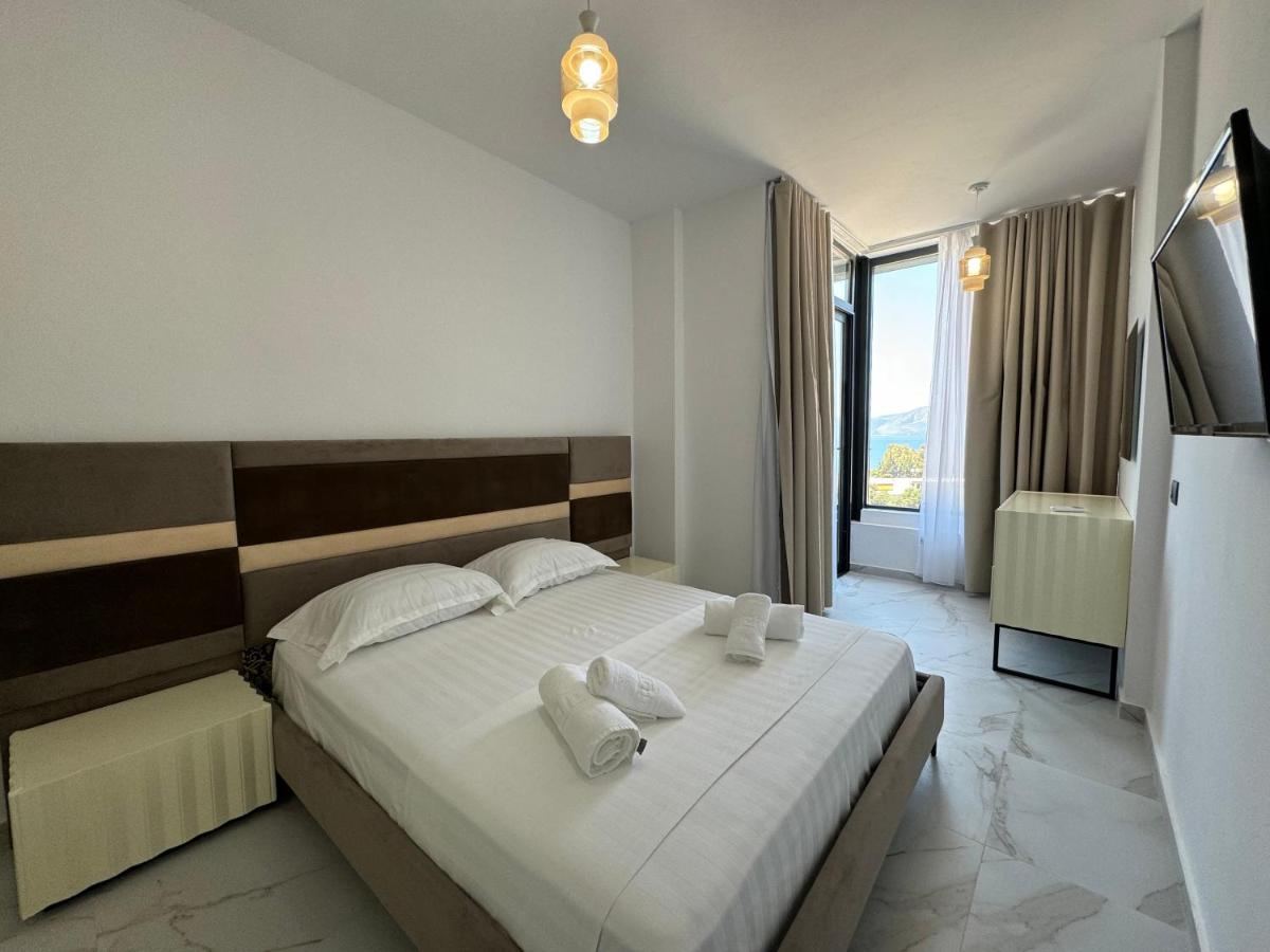 Appartement met 1 Slaapkamer, Uitzicht op Zee en een Balkon. 