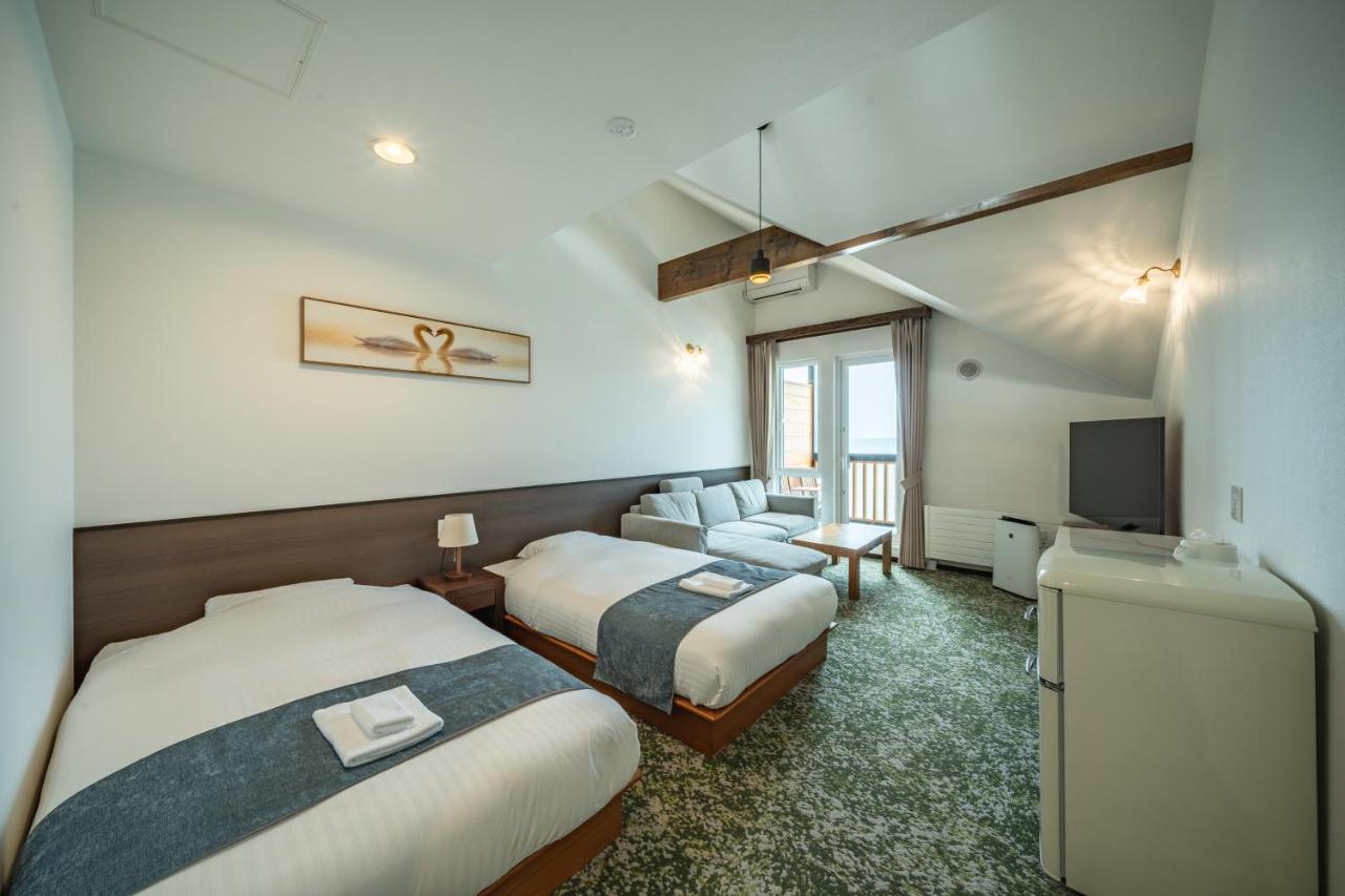 Deluxe Twin Room with Sea View