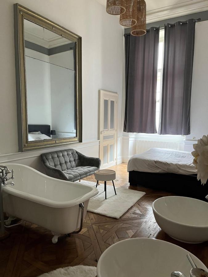 Appartement au Palais - WIFI - B&B