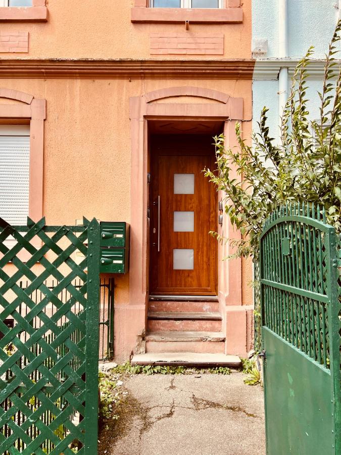 RS-0 - Appartement F2 au RDC à Mulhouse pour 1-3 pers - B&B
